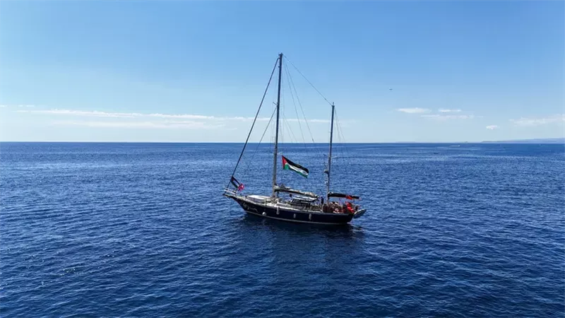 اقتحام إسرائيلي لسفينة 