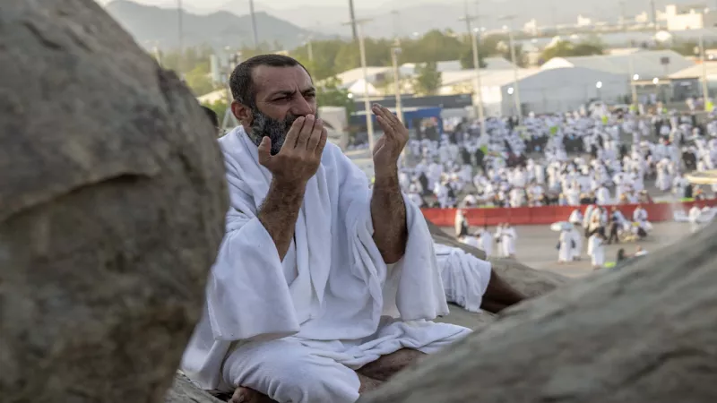 ماذا يفعل الحاج يوم عرفة؟.. دار الإفتاء توضح بالتفصيل