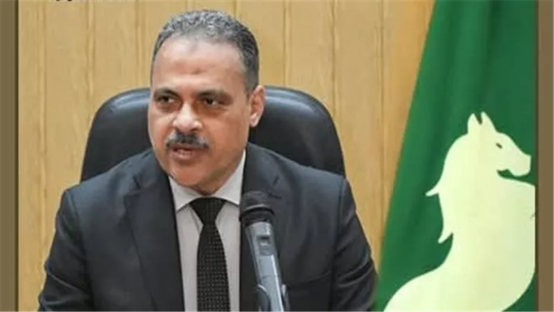 فحص الاشتراطات البيئية والصحية قبل الموافقة على إنشاء شبكات المحمول بالشرقية