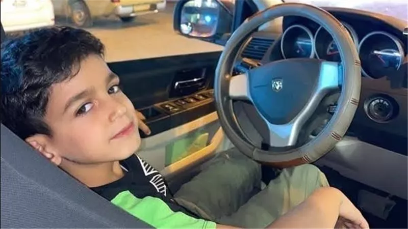مأساة طفل في ليبيا بعد وفاة الأب والأم.. ماذا حدث؟