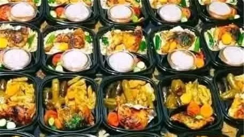بعد تسمم 33 شخصا .. إغلاق مطعم شهير بمركز ملوى بالمنيا 