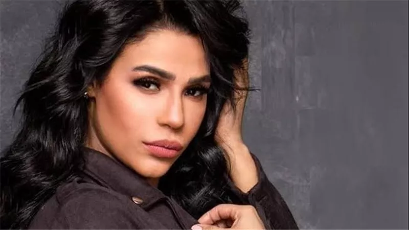 مشيت كده لا سلام ولا كلام.. المطربة أمينة تنعي أحد أصدقائها 
