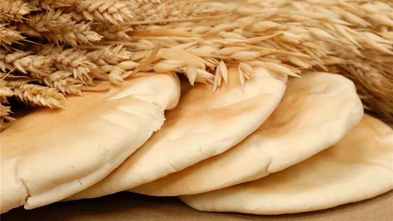  الخبز الأبيض قد يزيد خطر الوفاة بين مرضى سرطان القولون