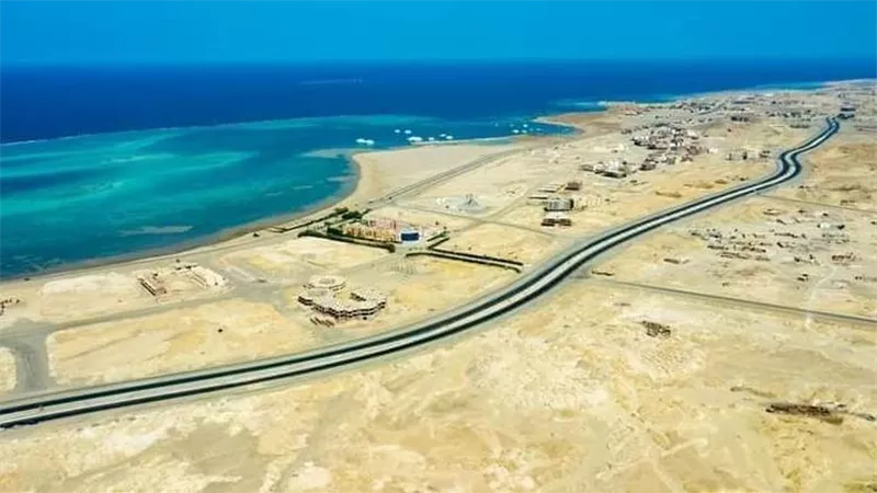 قرار جمهوري بتخصيص قطعة أرض بالبحر الأحمر لوزارة المالية لخفض الدين العام 