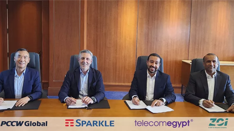 تحالف دولي يضم WE وZOI وSparkle لبناء كابل بحري لربط آسيا بإفريقيا وأوروبا