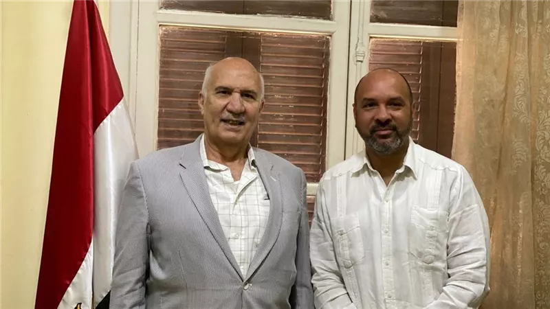 رئيس حزب التجمع يستقبل سفير جمهورية كوبا لبحث التعاون 