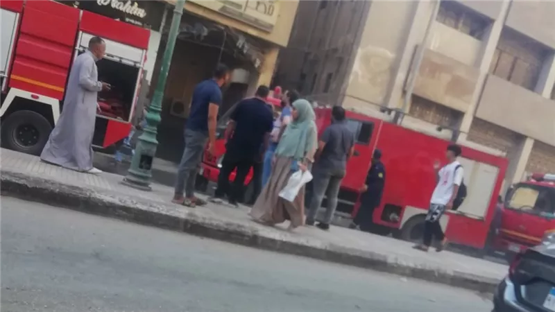 إصابة 5 أشخاص في حريق ببرج سكني بالفيوم والحماية المدنية تسيطر عليه |صور