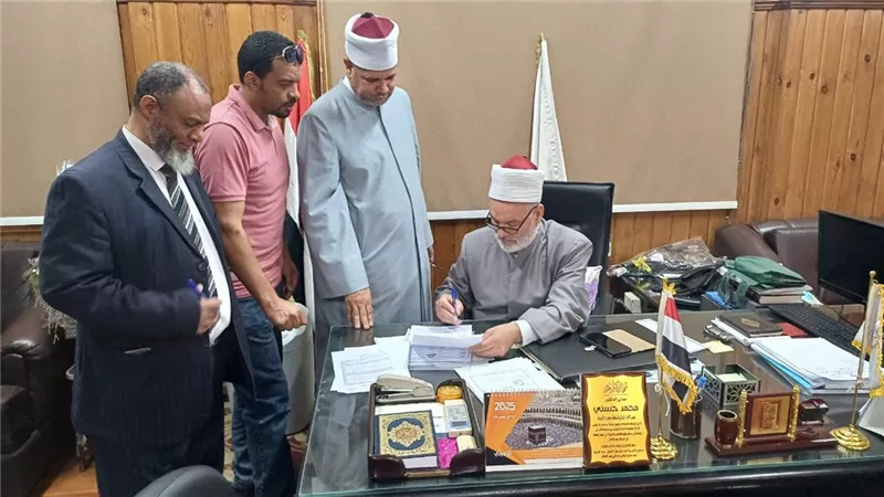 ننشر أوائل الشهادة الإعدادية الأزهرية بسوهاج.. ورئيس المنطقة يهنئ الجميع