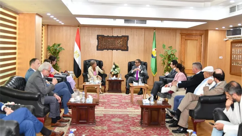 محافظ الفيوم يستقبل رئيسة وفد الاتحاد الأوروبي في مصر