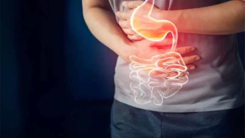 لحماية المعدة من آثار الأدوية.. 5 مشروبات ينصح بتناولها بعد الدواء