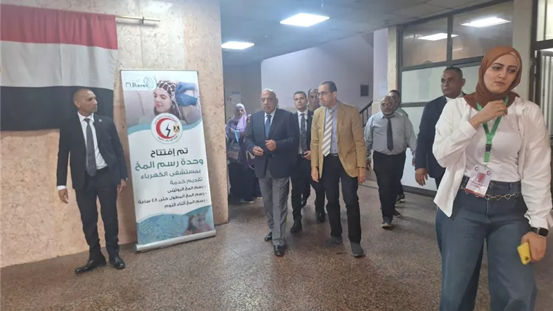 وزير الكهرباء والطاقة المتجددة يتفقد مستشفى الكهرباء بمنطقة ألماظة