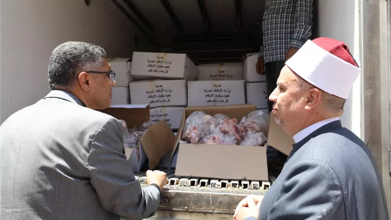  الجيزة تسلم الدفعة الأولى من لحوم «صكوك الأضاحي» للأسر الأولي بالرعاية 