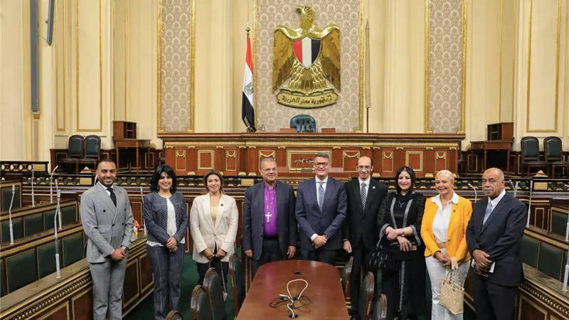 حقوق الإنسان بـ