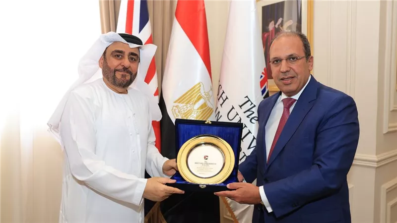 رئيس الجامعة البريطانية في مصر يستقبل رئيس جامعة حمدان بن محمد الذكية
