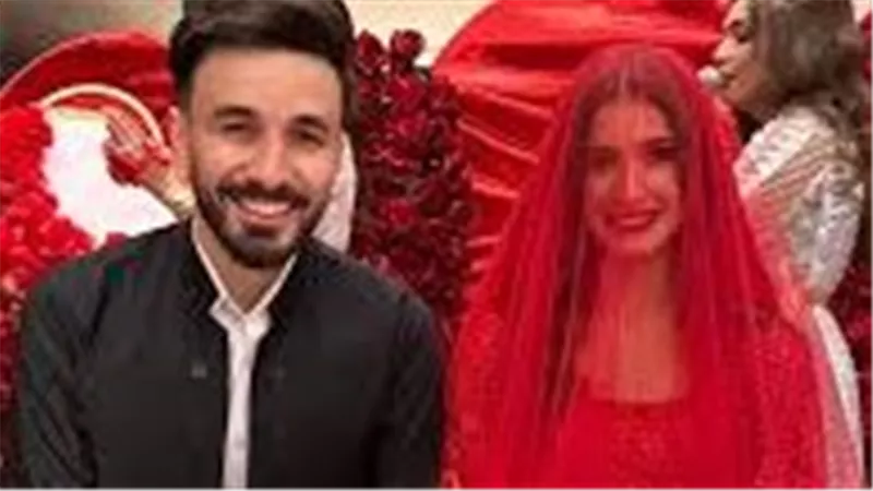  حنة شيرين بيوتي.. ليلة ساحرة وإطلالة عربية مع نجوم السوشيال |بالفيديو
