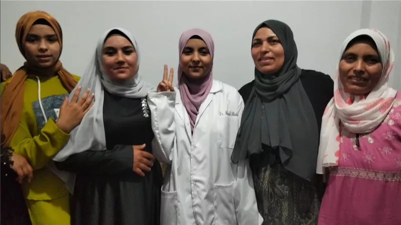 منه الأولى على الغربية: “بابا جابلي هدية النجاح قبل النتيجة.. وماما كانت سندي