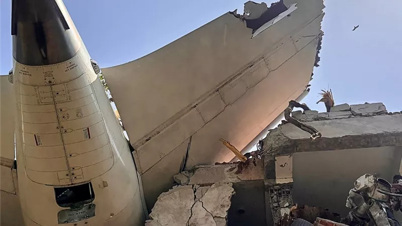 ماذا تعرف عن خصائص طائرة بوينج 787؟.. بعد أول حادث مميت 