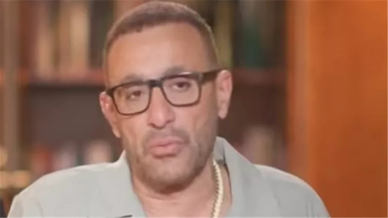 قعدت سنة و8 شهور ما بشوفش .. أحمد السقا يكشف عن أسوأ إصابة له
