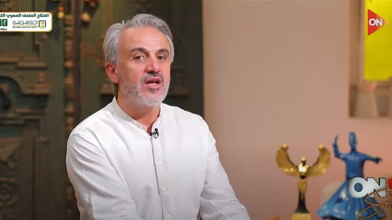 أعشق الشعر.. شادي مؤنس يكشف تفاصيل استعداده لطرح ألبوم غنائي جديد | فيديو