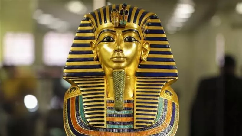 رحلة الملك الذهبي.. توت عنخ آمون يزين المتحف المصري الكبير