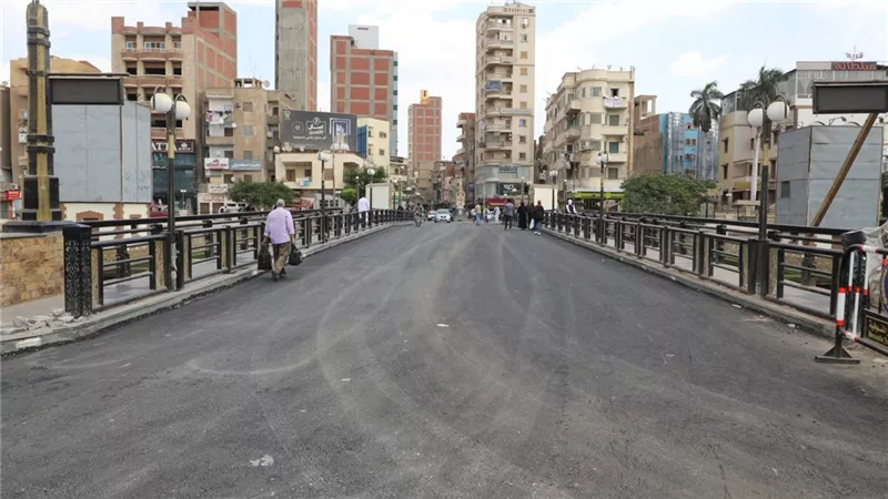 محافظ أسيوط: تسوية وتمهيد الطرق غير المرصوفة بقريتي الحوطا وجرف سرحان بديروط  