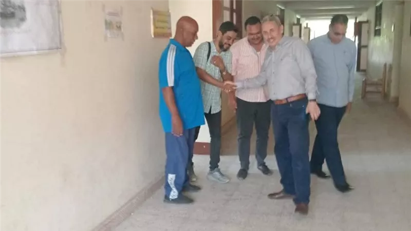 الانتهاء من الاستعدادات النهائية لامتحانات الثانوية العامة بفرشوط في قنا|صور