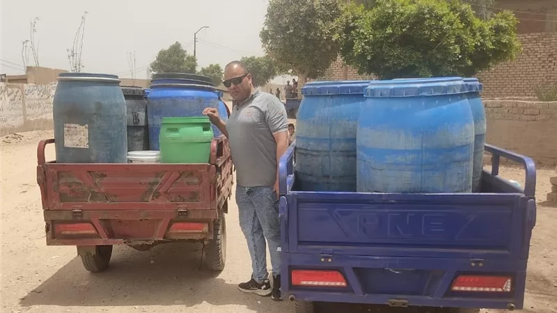 ضبط 11 برميل لبن غير صالح للاستهلاك الآدمي في بني سويف