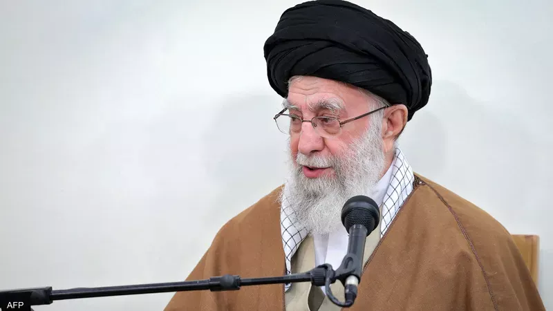 خامنئي يتعهد بـ