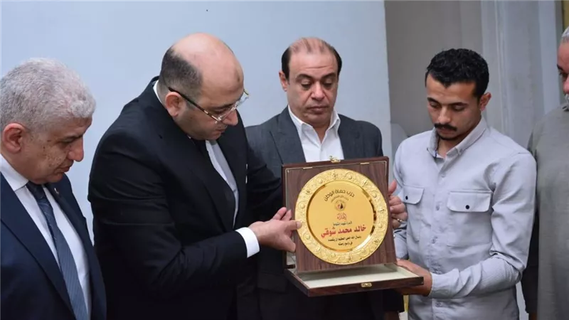  حزب حماة الوطن يقدم واجب العزاء لشهيد الشهامة البطل خالد محمد