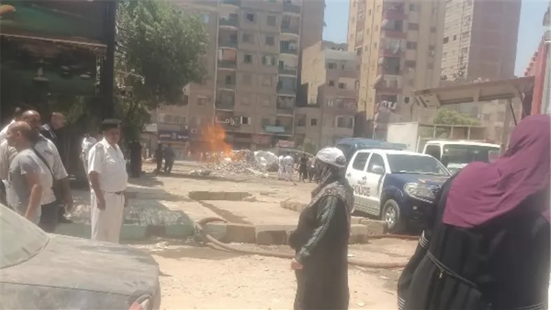 كسر في أحد خطوط امداد الغاز الطبيعي بحي البساتين يؤدي لاشتعال النار 