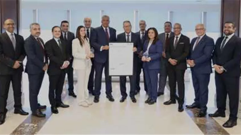 البنك الأهلي المصري يحصل على شهادة الجودة من هيئة المواصفات البريطانية “BSI”