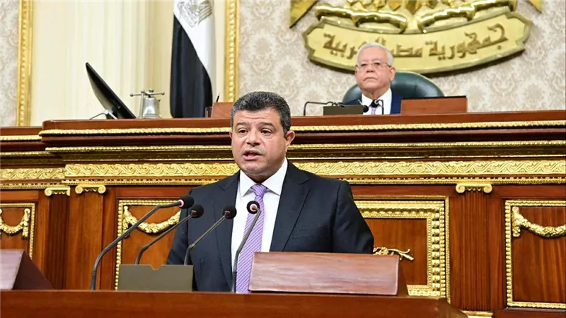 بدأت لجنة الخطة والموازنة بمجلس النواب برئاسة النائب محمد سليمان