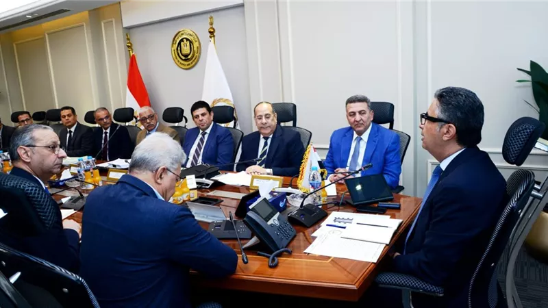 في ظل حرب إسرائيل وإيران.. وزير التموين يوجه بتأمين احتياطي استراتيجي آمن 