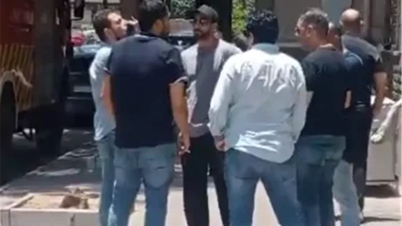 محمد الشرنوبي أول الحضور في جنازة ابن عمه صلاح الشرنوبي