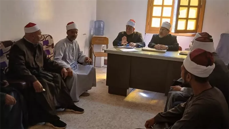 ضبط عدد من المخالفات.. مديرالدعوة بأسيوط يتفقد إدارتي ديروط جنوب وشمال
