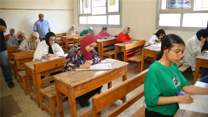 لطلاب الشهادة الإعدادية..  بالخطوات والتفاصيل كيف تتظلم على نتيجتك؟ 