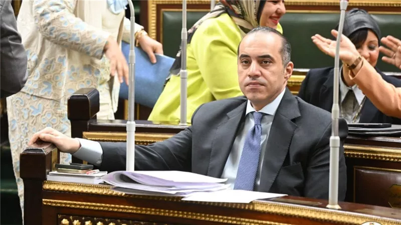 وزير الشؤون النيابية يشارك في مناقشة قانون تنظيم ملكية الدولة في الشركات 