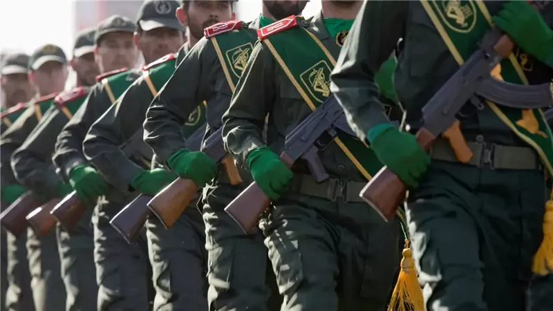 أنباء عن اغتيال قائد استخبارات الحرس الثوري الإيراني في غارة على طهران