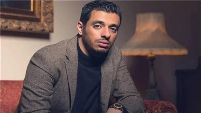 محمد يسري يكشف أسرار رحلته الفنية وتأثير والده الراحل في حياته