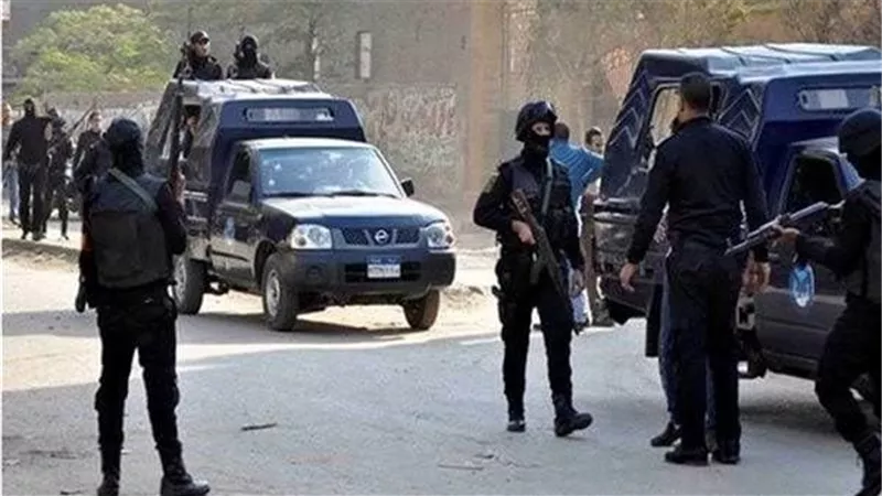 إصابة رئيس مباحث أطفيح وآخرين خلال مداهمة بؤرة إجرامية 