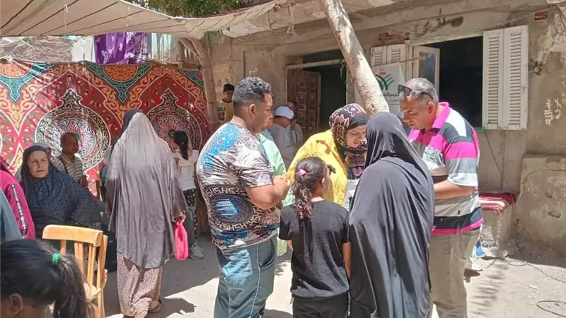قافلة طبية تخدم مئات الأسر تحت رعاية  الشباب والرياضة بحي الأربعين بالسويس