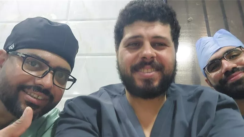 نجاح جراحة دقيقة لتثبيت كسر خُلعي بالزند وإصلاح أربطة الكوع بمستشفى الزقازيق 