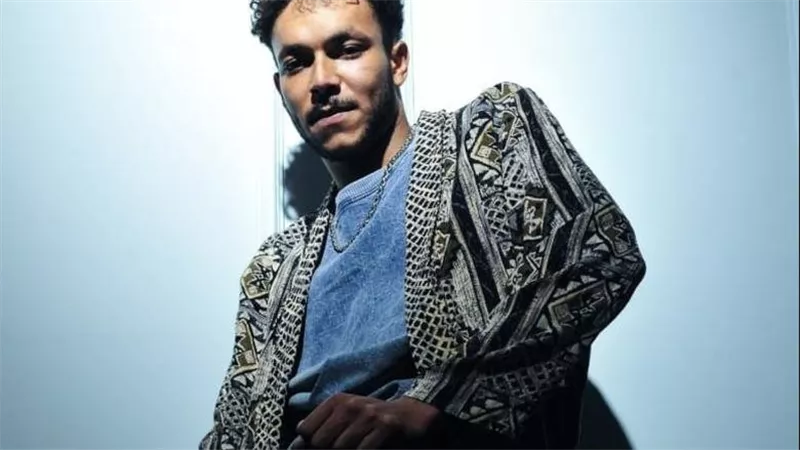مغني الراب ويجز يخطف الأنظار ويرتدي ساعة سعرها 36,681 جنيه