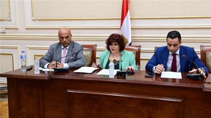 أزمة رسوم الأقصر.. البرلمان يُنصف المنشآت الفندقية ويوصي بمنظومة موحدة