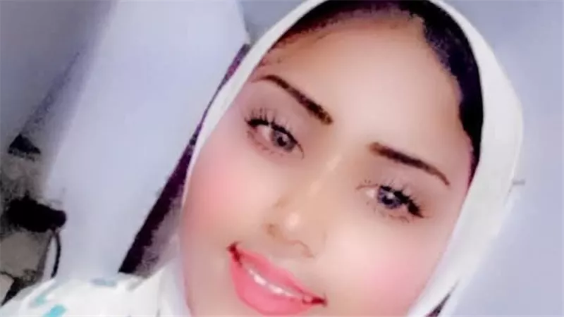 حاولت إنقاذ شقيقها.. التصريح بدفن جثمان فتاة لقيت مصرعها إثر انهيار منزل بقنا