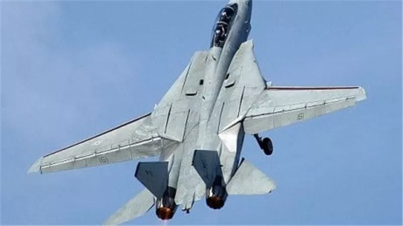 الجيش الإسرائيلي: دمرنا طائرتين إيرانيتين F14 في مطار طهران