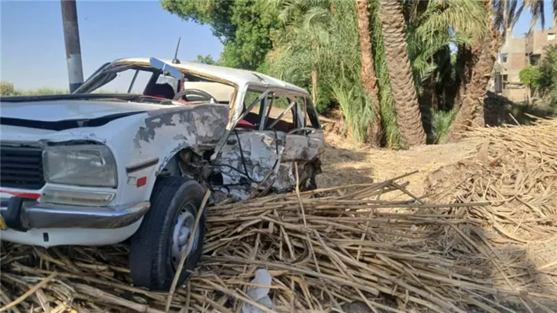بالأسماء.. إصابة 10أشخاص إثر وقوع حادث تصادم سيارة بيجو مع أخرى ملاكي بقنا