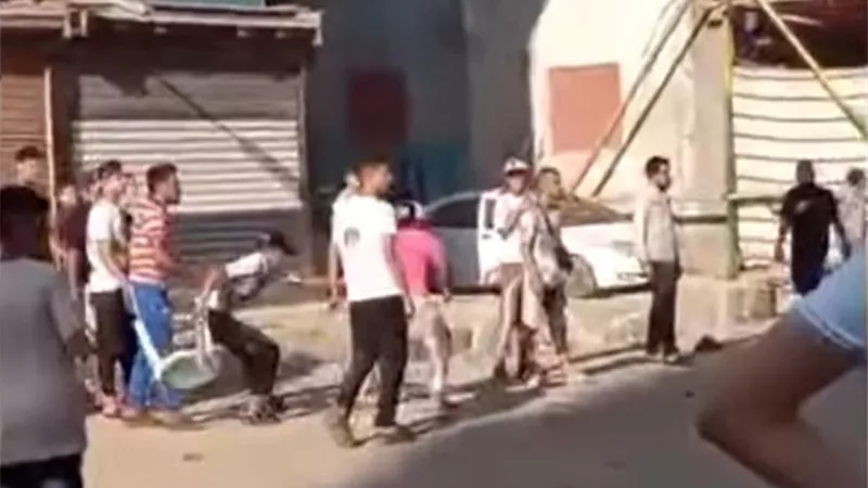 عاكس بنتي..التحقيق مع طرفي مشاجرة بالأسلحة في المطرية| فيديو 
