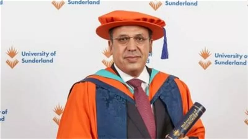 تكريم مصري رفيع.. أستاذ جامعي ضمن قائمة الشرف الملكية البريطانية لعام 2025