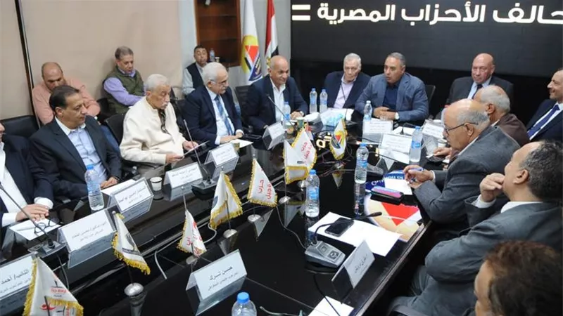 تحالف الأحزاب المصرية يدشن 